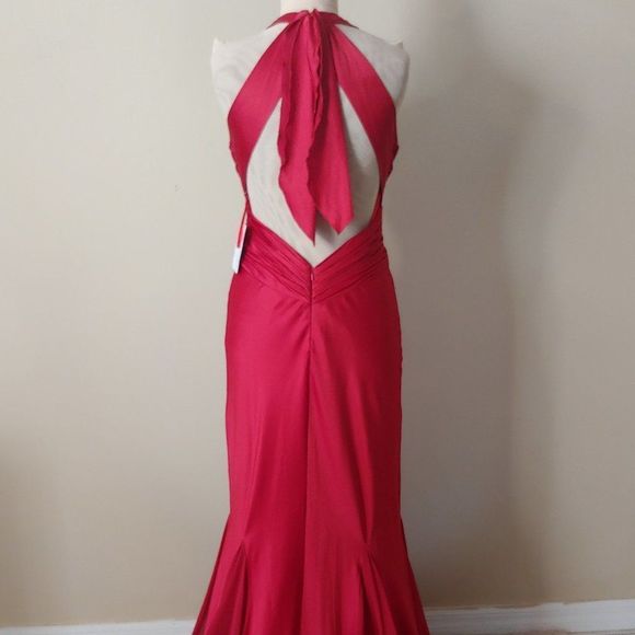 NWOT Jovani Red Sexy Mermaid Formal Gown. - Picture 2 of 4